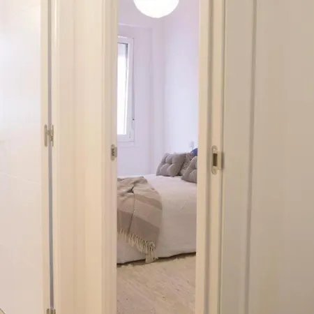 Tourist Ferrol, A Coruna - Plaza Espana Rent * 费罗尔