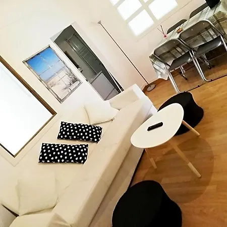 Tourist Ferrol, A Coruna - Plaza Espana Rent 费罗尔
